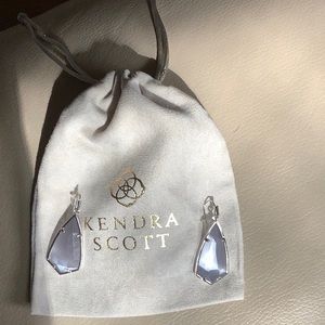 KENDRA SCOTT silver & gray cats eye Alex earrings